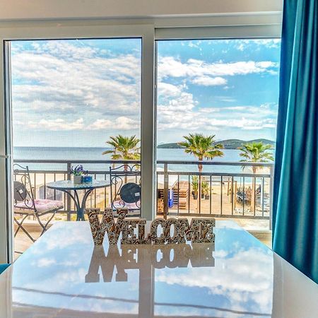 Apartmán Upper Deck Apt. Néa Péramos Exteriér fotografie