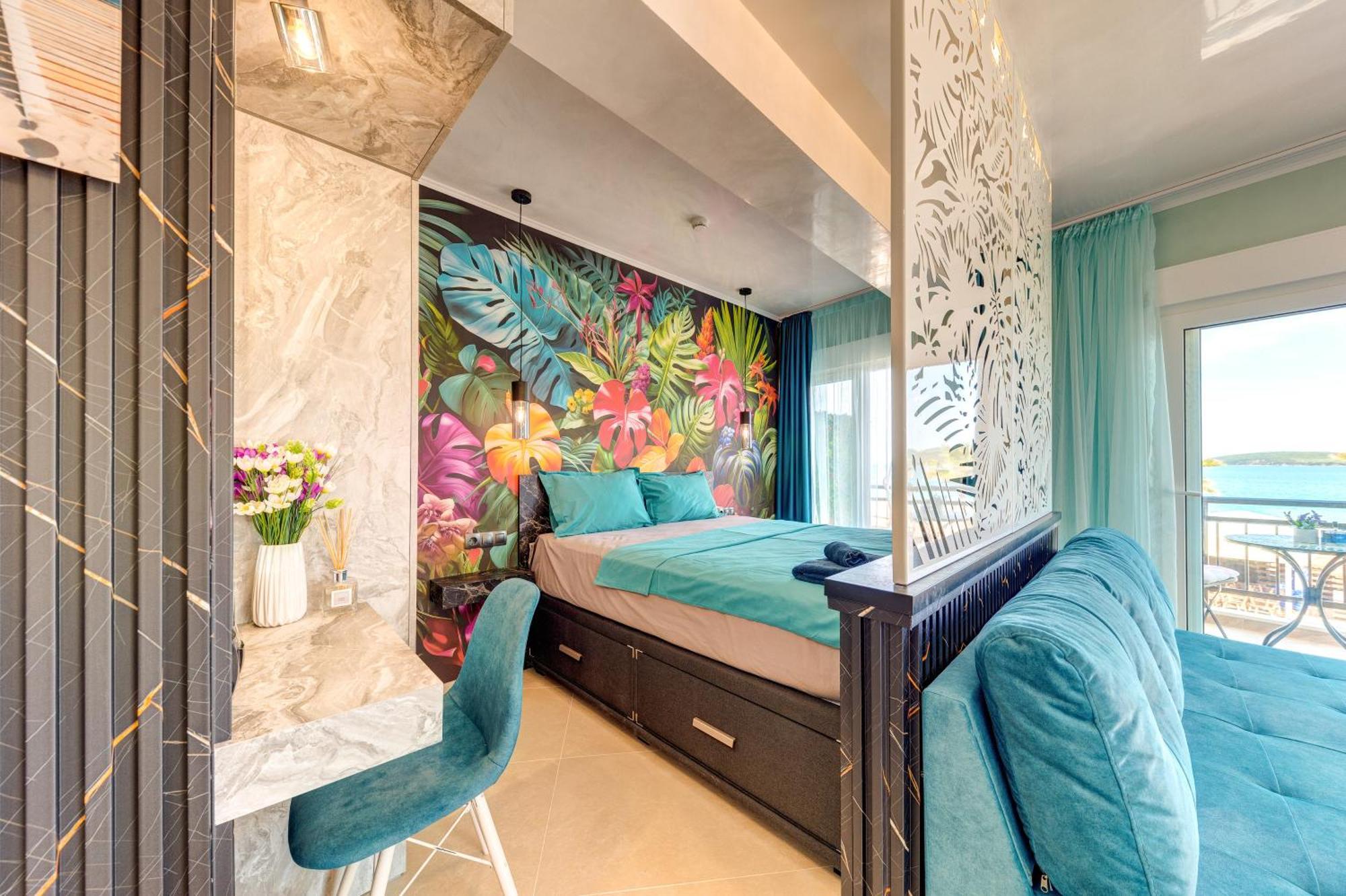 Apartmán Upper Deck Apt. Néa Péramos Exteriér fotografie