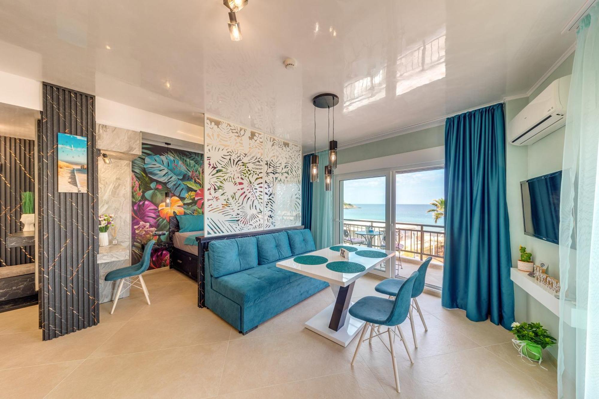 Apartmán Upper Deck Apt. Néa Péramos Exteriér fotografie
